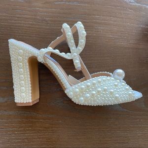 Designer Inspired Sacaria 100 Pearl Sandals